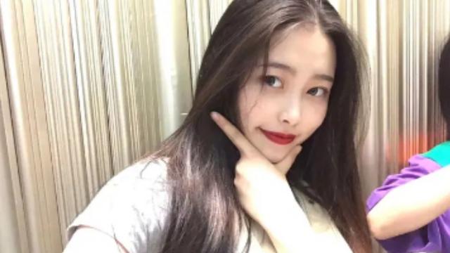 南京女孩最新动态,城市之光下的青春轨迹