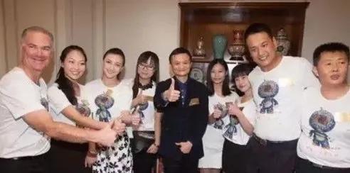 董明珠直播带货数据揭示强劲影响力与商业新趋势